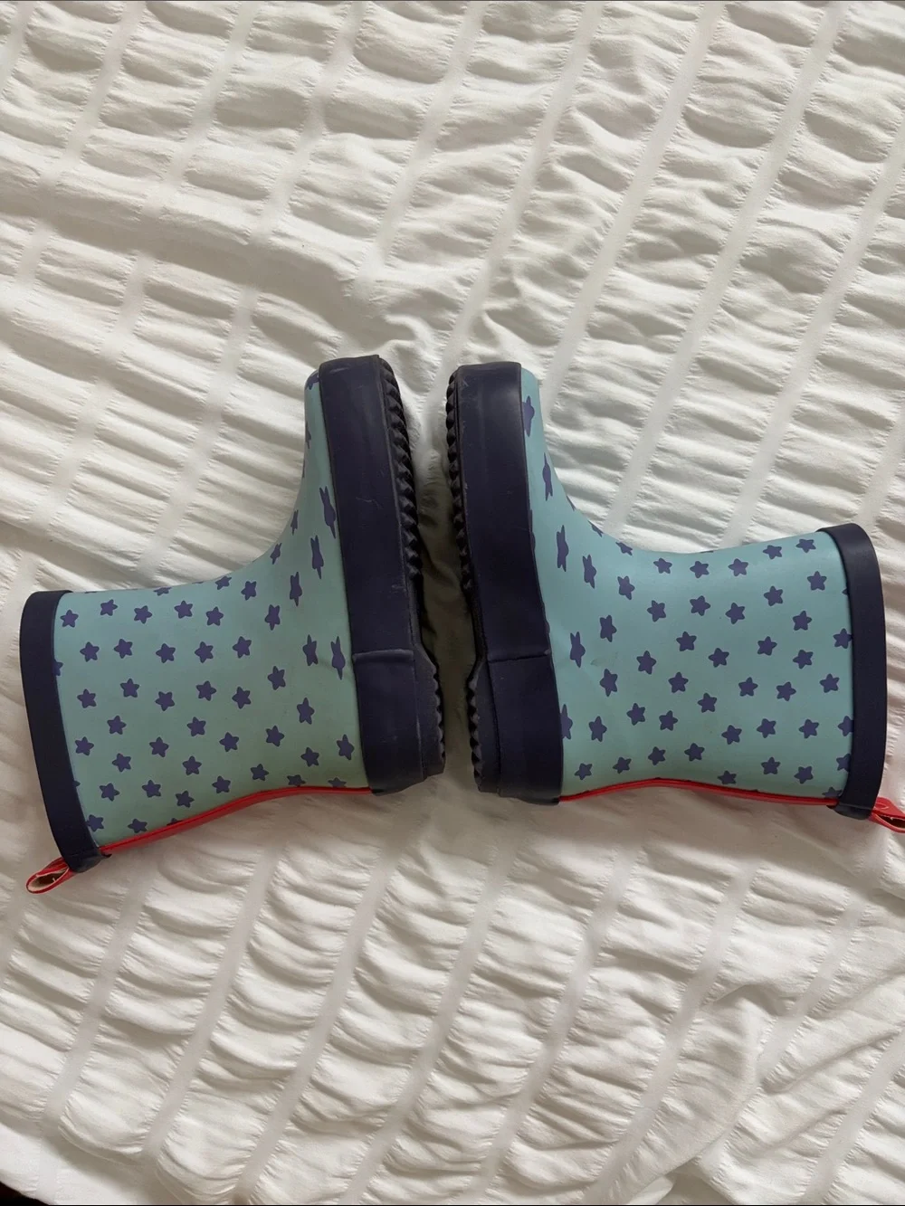 Bluey Kids' Light Blue Star Rain Boots in Navy/ Red Trim. Size 5/6 for Babies.
